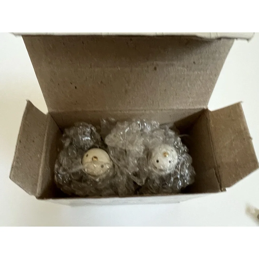 Lighthouse‎ Cove ceramic salt & pepper shakers With lighthouse and sailboat #117